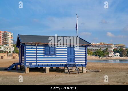 Plage de Voramar dans la villa de Benicasim dans la province de Castellón de la Plana, Communauté Valencienne, Espagne., Europe Banque D'Images