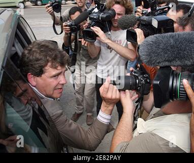 Segolene Royal, ancienne candidate socialiste française à la présidence, lors d'une visite à l'appui du candidat du parti socialiste (PS) pour les élections de juin à venir Arnaud Montebourg, ancien cupueur de campagne à Saint-Rémy, banlieue de Chalons-sur-Saône, France, le 13 juin 2007. Photo de Vincent Dargent/ABACAPRESS.COM Banque D'Images