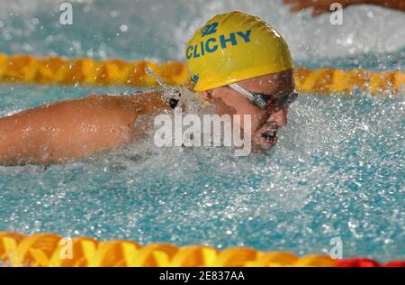 Alena Popchanka en France participe à 100 épreuves de papillons lors des Championnats de natation français, à Saint-Raphaël, dans le sud de la France, le 26 juin 2007. Photo de Stéphane Kempinaire/Cameleon/ABACAPRESS.COM Banque D'Images