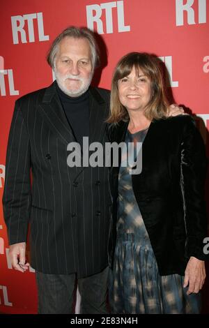 Photo du dossier datée du 05 mars 2007 de Chantal Goya et Jean-Jacques Debout. Photo de Patrick Davy/ABACAPRESS.COM Banque D'Images