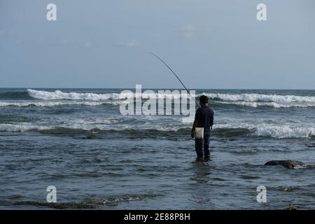 Indonésie Bali Pekutatan - Pantai Medewi - pêche Plage de Medewi Banque D'Images