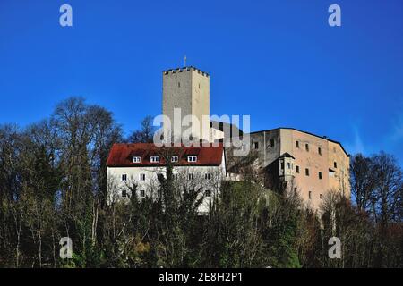 La forteresse de Falkenstein, un point de repère dans le district de Cham, Haut-Palatinat, Bavière, Allemagne. Banque D'Images