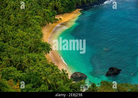 Vue sur la plage de bananes, la réserve de biosphère de l'UNESCO, principe, Sao Tomé-et-principe et l'océan Atlantique Banque D'Images