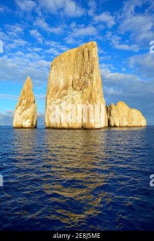 Kickers Rock, Roca Leon Dormido, île de San Christobal, Galapagos, Équateur Banque D'Images