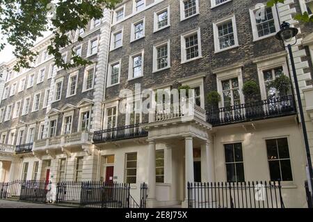 Lytton Strachey (1880 - 1932) vivait dans cette maison historique de Gordon Square, Bloomsbury, Londres. Les voisins de Strachey comprenaient Virginia Woolf et Othe Banque D'Images