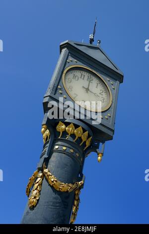 Horloge Art Nouveau à partir de 1911, jetée à Ahlbeck, station balnéaire d'Ahlbeck, île d'Usedom, Mecklenburg-Poméranie occidentale, Allemagne Banque D'Images