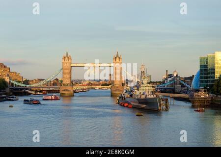 LONDRES - 2012 AOÛT ; Tower Bridge pendant les Jeux Olympiques. Banque D'Images