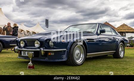 1984 Aston Martin V8 Vantage exposé au Concours d’élégance tenue au Palais de Blenheim le 26 septembre 2020 Banque D'Images