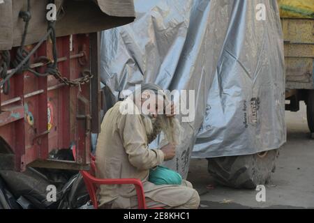 New Delhi, Inde. 31 janvier 2021. Les agriculteurs lors de la manifestation en cours au cours des deux derniers mois contre la nouvelle loi sur l'agriculture que le gouvernement central de l'Inde a présenté à la frontière de Tikri à Delhi. (Photo par Ishant Chauhan/Pacific Press) crédit: Pacific Press Media production Corp./Alay Live News Banque D'Images