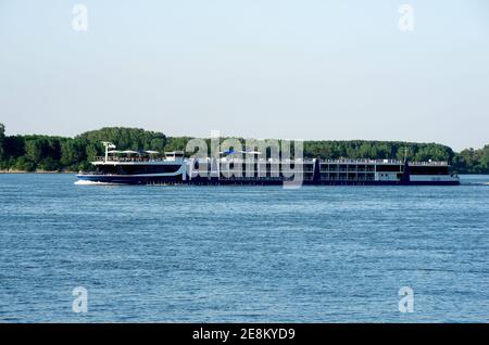 Croisière sur le Danube en Europe. Banque D'Images