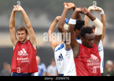 Andriy Shevchenko en action lors de la première séance d'entraînement du Chelsea football Club à UCLA, Los Angeles, CA, USA, le 10 juillet 2007. Photo de Lionel Hahn/Cameleon/ABACAPRESS.COM Banque D'Images