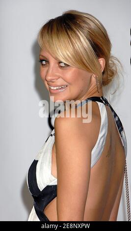 Nicole Richie arrive pour le 4e concert annuel Fashion Rocks organisé par Conde Nast au radio City Music Hall de New York, États-Unis, le jeudi 6 septembre 2007. Photo par Graylock/ABACAPRESS.COM Banque D'Images