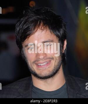 L'acteur/réalisateur Gael Garcia Bernal assiste à la première de 'Defincet' au 32e Festival annuel du film international de Toronto, à Toronto, au Canada, le 12 septembre 2007. Photo par Olivier Douliery/ABACAPRESS.COM Banque D'Images