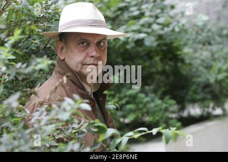 EXCLUSIF - auteur né en Russie, devenu français en 1995, Vladimir Fedorovski pose à Paris, France, le 19 septembre 2007, pour la promotion de son dernier livre le Fantome de Staline (le fantôme de Staline). Photo de Mousse/ABACAPRESS/COM Banque D'Images