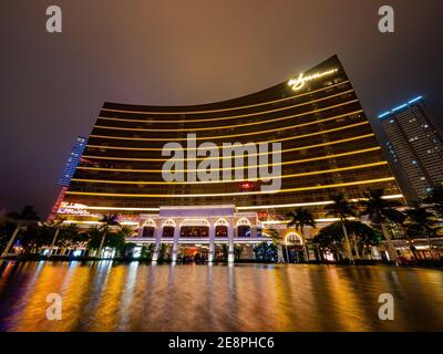 Macao, 22 JANVIER 2012 - vue extérieure de nuit sur le Wynn Macau Banque D'Images