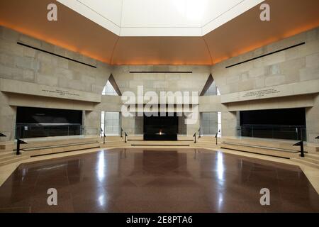 Le Hall of Remembrance rend hommage aux victimes de l'Holocauste au United States Holocaust Memorial Museum à Washington, DC, USA. Banque D'Images