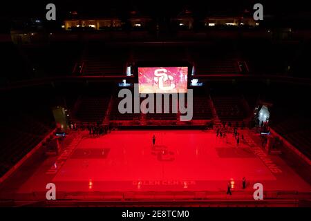 Une vue générale d'un centre vide de Galen sans Fans lors d'un match de basket-ball féminin NCAA College entre les Arizona State Sun Devils et le Sud Banque D'Images