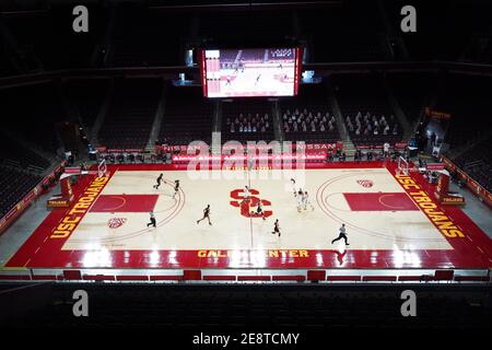 Une vue générale d'un centre vide de Galen sans Fans lors d'un match de basket-ball féminin NCAA College entre les Arizona State Sun Devils et le Sud Banque D'Images