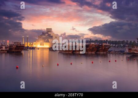 Musée d'art islamique Doha Qatar tôt le matin vue Banque D'Images