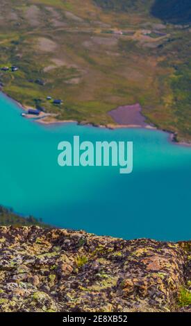 Superbe montagne de Besseggen et paysage de lac turquoise à Vågå Innlandet Jotunheimen Norvège. Banque D'Images