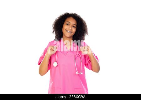 Adorable petit médecin avec uniforme rose isolé sur un blanc arrière-plan Banque D'Images