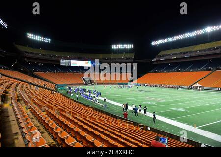 Honolulu, Hawaï, États-Unis. 31 janvier 2021. Aloha Stadium a tenu son dernier match de football avant la démolition lors d'un Hula Bowl de la NCAA à Hawaï. Crédit : Steven Erler/ZUMA Wire/Alay Live News Banque D'Images