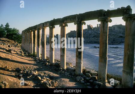 Forum ovale ruines romaines Jerash Jordanie Banque D'Images