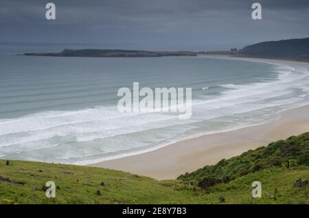 Paysage côtier dans la baie de Tuluku. Réserve pittoresque de la baie de Tuluku. Les Catlins. Otago. Île du Sud. Nouvelle-Zélande. Banque D'Images