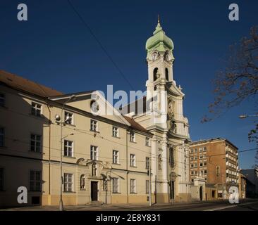 Église Sainte-Élisabeth avec monastère élisabéthain à Bratislava. Slovaquie Banque D'Images