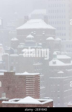 La tempête d'hiver monstre Orlena créé des conditions de blanc-out à New York City le premier février 2021, États-Unis Banque D'Images