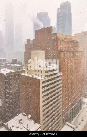 La tempête d'hiver monstre Orlena créé des conditions de blanc-out à New York City le premier février 2021, États-Unis Banque D'Images