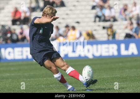 Jonny Wilkinson, en Angleterre, lors d'une séance d'entraînement avant la coupe du monde de rugby 2007 de l'IRB, quart de finale de match Australie contre Angleterre au stade Velodrome de Marseille, Bouches-du-Rhône, Fance, le 6 octobre 2007. Photo de Medhi Taamallah/Cameleon/ABACAPRESS.COM Banque D'Images