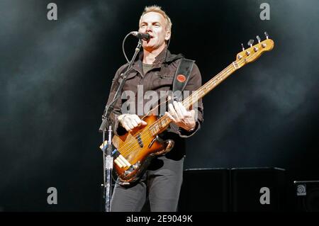 Sting et la police se sont performances au TD Banknorth Garden à Boston, ma, États-Unis le 11 novembre 2007. Photo de Peter Cooke/Cal Sport Media/ABACAPRESS.COM Banque D'Images