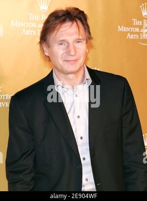 L'acteur Liam Neeson arrive au dîner Rolex Mentor-Protege Arts Initiative 2006-2007, qui s'est tenu au New York State Theatre au Lincoln Center de New York City, NY USA, le 12 novembre 2007. Photo de Donna Ward/ABACAPRESS.COM Banque D'Images