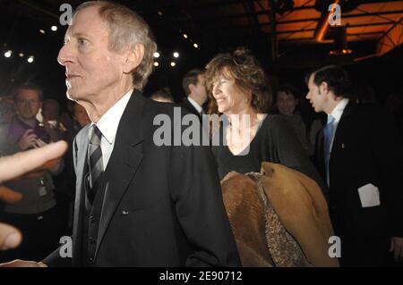 John Barry et Jane Birkin lors de la cérémonie de clôture du 8e Festival du film musique et cinéma à Auxerre, France, le 17 novembre 2007. Photo de Giancarlo Gorassini/ABACAPRESS.COM Banque D'Images