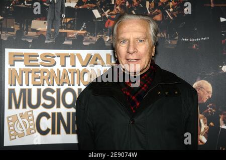 Le musicien Maurice Jarre assiste à la cérémonie de clôture du 8e Festival du film musique et cinéma à Auxerre, en France, le 17 novembre 2007. Photo de Giancarlo Gorassini/ABACAPRESS.COM Banque D'Images