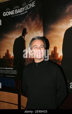 EXCLUSIVITÉ - Laurent Petitguillaume participe à la première « Gone Baby Gone » qui s'est tenue au restaurant Planet Hollywood, à Paris, en France, le 10 décembre 2007. Photo de Benoit Pinguet/ABACAPRESS.COM Banque D'Images