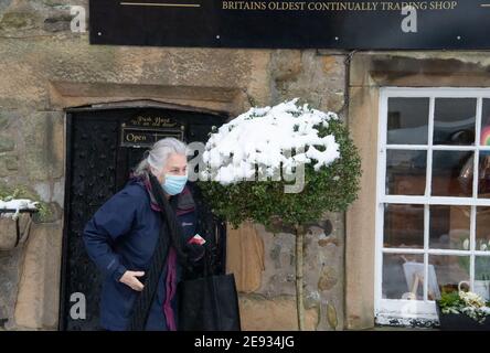 Chipping, Preston, Lancashire, Royaume-Uni. 2 février 2021. Une forte chute inattendue de neige à Chipping, près de Preston, Lancashire. Crédit : John Eveson/Alamy Live News Banque D'Images