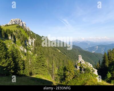 Mt. Kampenwand dans les Alpes de Chiemgau en haute-bavière. Europe, Allemagne, Bavière Banque D'Images