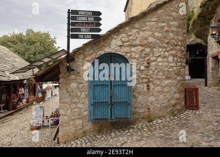 MOST, BOSNIE-HERZÉGOVINE - 15 août 2018 : une photo de la ville historique de Mostar en Bosnie-Herzégovine, site classé au patrimoine mondial de l'UNESCO depuis 2005 Banque D'Images