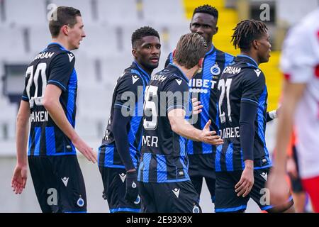 BRUGES, BELGIQUE - JANVIER 31 : Hans Vanaken du Club Brugge, Clinton Mata du Club Brugge, Ruud Vormer du Club Brugge, Odilon Kossounou du Club Brugge, D. Banque D'Images