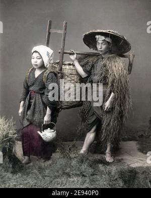 Photographie de la fin du XIXe siècle - Farmer et épouse, Japon, scène studio. Banque D'Images