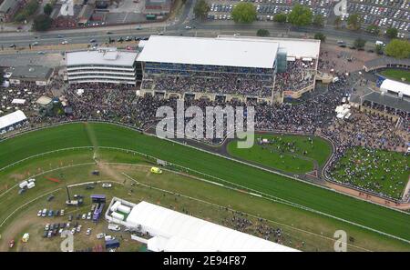 Vue aérienne de l'hippodrome de Doncaster le jour de la course de St léger Banque D'Images