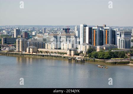 Vue aérienne de Blackwall et de la zone East India Dock de Newham, Londres est, Angleterre. Banque D'Images