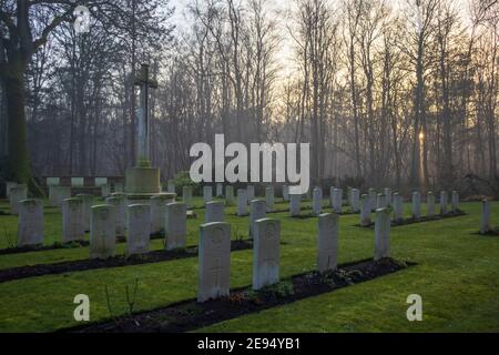 Ploegsteert Wood Cimetière militaire de la guerre mondiale I. Ploegsteert, Henegouwen, Belgique, Europe. Photo D.V. Banque D'Images