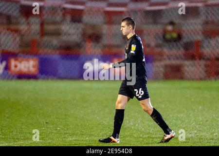 Crawley, Royaume-Uni. 02 février 2021. Hector Kyprianou #26 de Leyton Orient a reçu une carte rouge et est envoyé par Kevin Johnson (arbitre) à Crawley, Royaume-Uni le 2/2/2021. (Photo de Jane Stokes/News Images/Sipa USA) crédit: SIPA USA/Alay Live News Banque D'Images