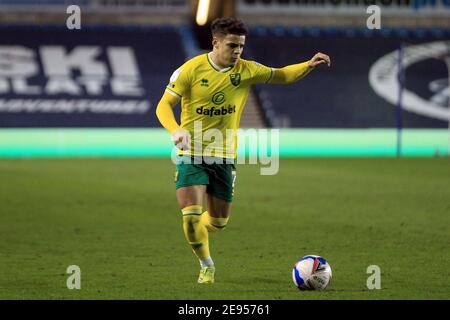 Londres, Royaume-Uni. 02 février 2021. Max Aarons de Norwich City en action pendant le match. EFL Skybet Championship Match, Millwall v Norwich City au Den à Londres le mardi 2 février 2021. Cette image ne peut être utilisée qu'à des fins éditoriales. Utilisation éditoriale uniquement, licence requise pour une utilisation commerciale. Aucune utilisation dans les Paris, les jeux ou les publications d'un seul club/ligue/joueur. photo par Steffan Bowen/Andrew Orchard sports photographie/Alay Live news crédit: Andrew Orchard sports photographie/Alay Live News Banque D'Images