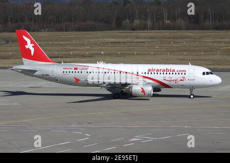 Air Arabia Maroc Airbus A320-200 avec enregistrement CN-NMA à l'aéroport de Cologne Bonn. Banque D'Images