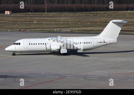 Allemand WDL Aviation BAe 146-300 avec enregistrement D-AWBA à l'aéroport de Cologne Bonn. Banque D'Images