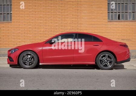 SABADELL, ESPAGNE-1 FÉVRIER 2021 : Mercedes-Benz classe CLA (deuxième génération, C118 ; 2019-présent), CLA 200 Banque D'Images